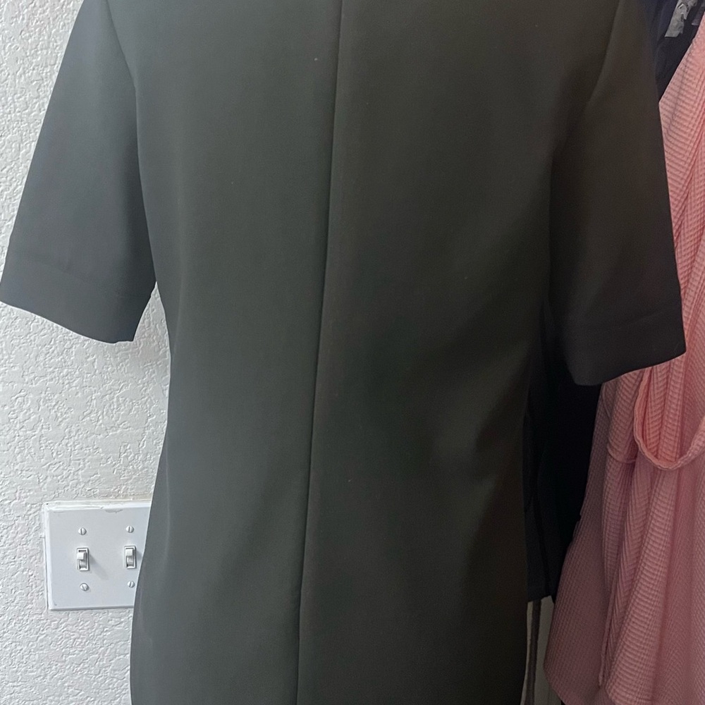 Elizabeth James Black Short Sleeve Dress - Picture 2 of 4